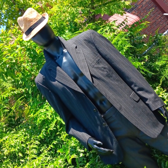 DAVID BIOS MEN'S PIN STRIPED (3) BUTTON WOOL BLEND LUX BLAZER - Picture 13 of 17